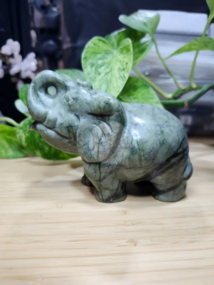 GREEN JASPER ELEPHANT