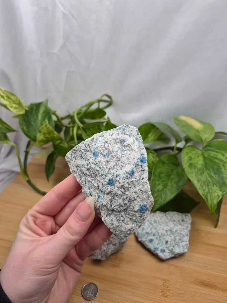 K2 GRANITE ROUGH CHUNK 100g - 160g