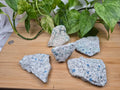 K2 GRANITE ROUGH CHUNK 100g - 160g