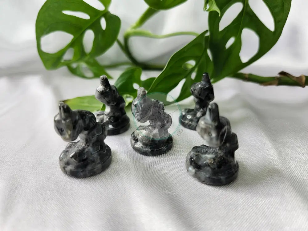 LARVIKITE ONYX