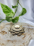 LIGHT BASE FLOWER - WHITE