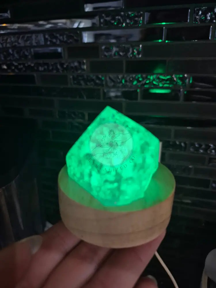 LIGHT BASE SMALL CIRCLE - COLOUR CHANGE
