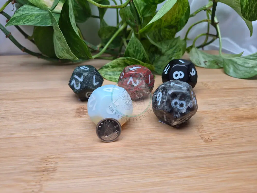 MIXED CRYSTAL 12-SIDED DICE