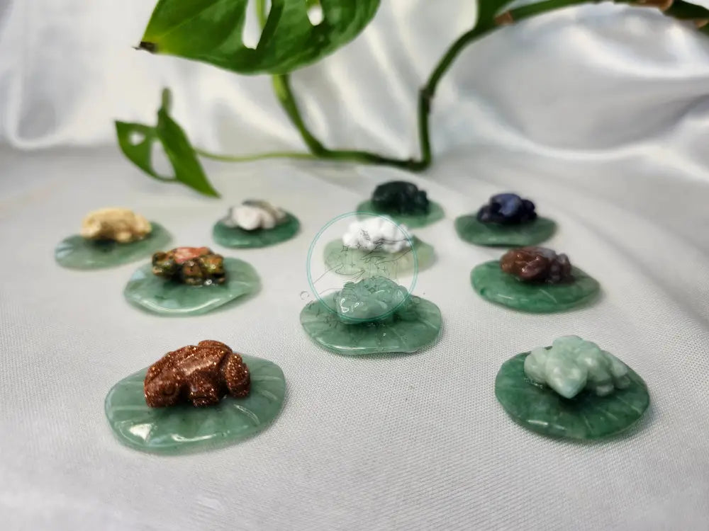 MIXED CRYSTAL FROG ON LILY PAD