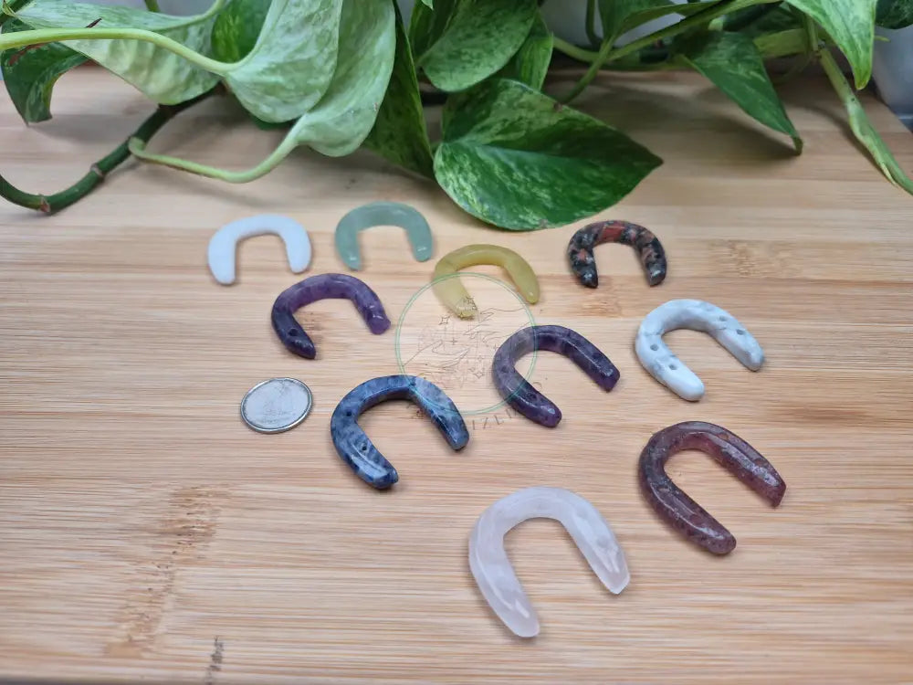 MIXED CRYSTAL HORSESHOE