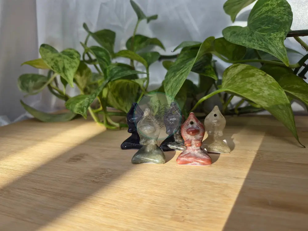 MIXED CRYSTAL YOGA LADY