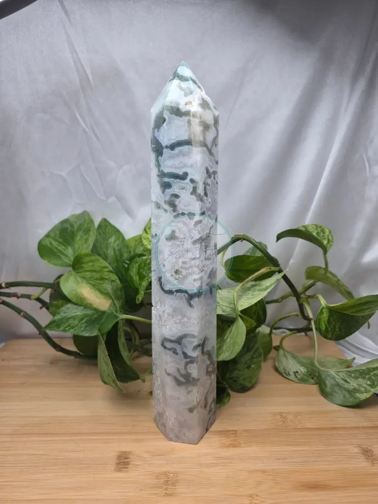 MOSS AGATE TOWER