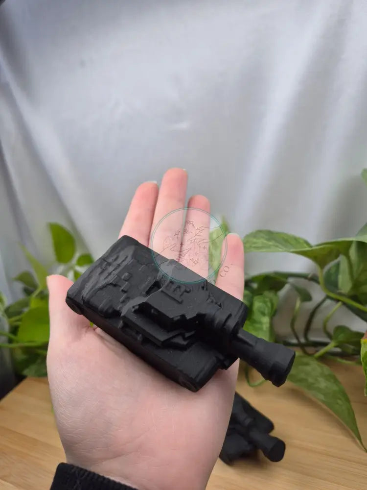 OBSIDIAN ARMY TANK
