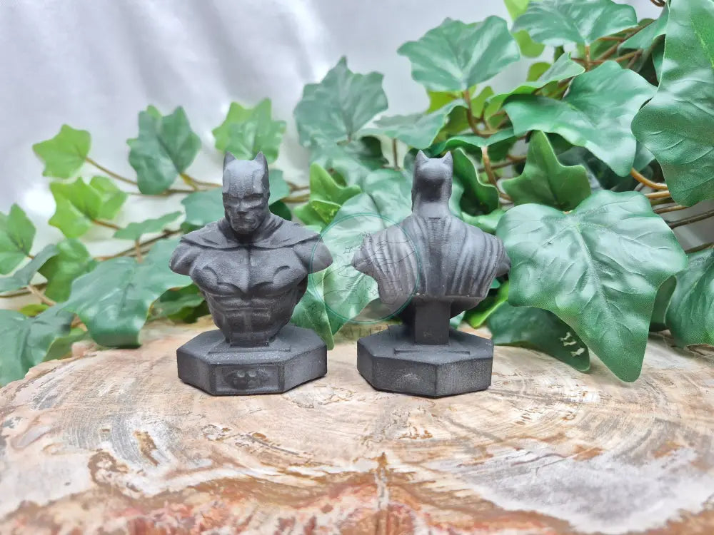 OBSIDIAN BATMAN BUST