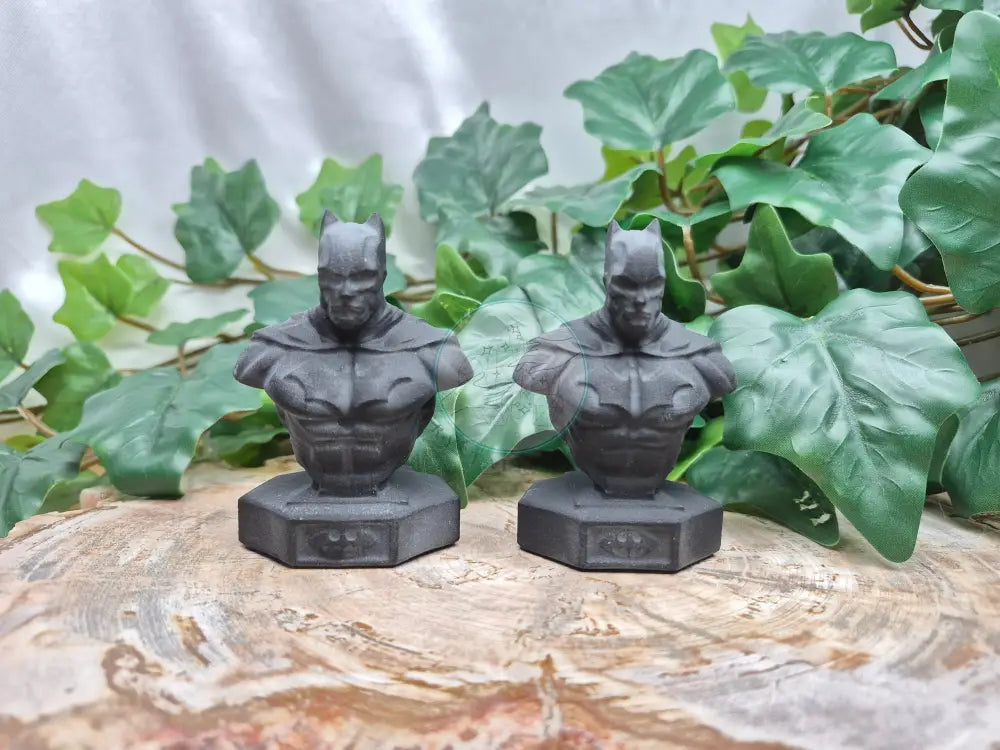 OBSIDIAN BATMAN BUST