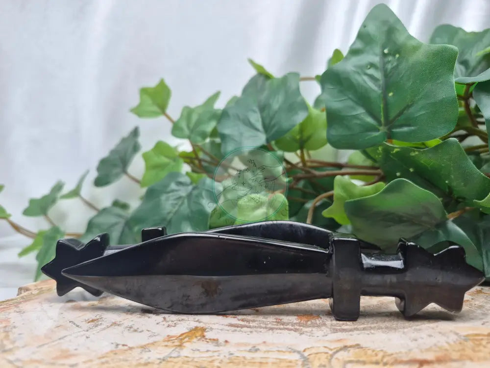 OBSIDIAN DAGGER