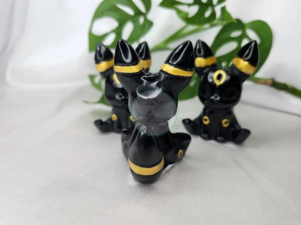 OBSIDIAN UMBREON LG