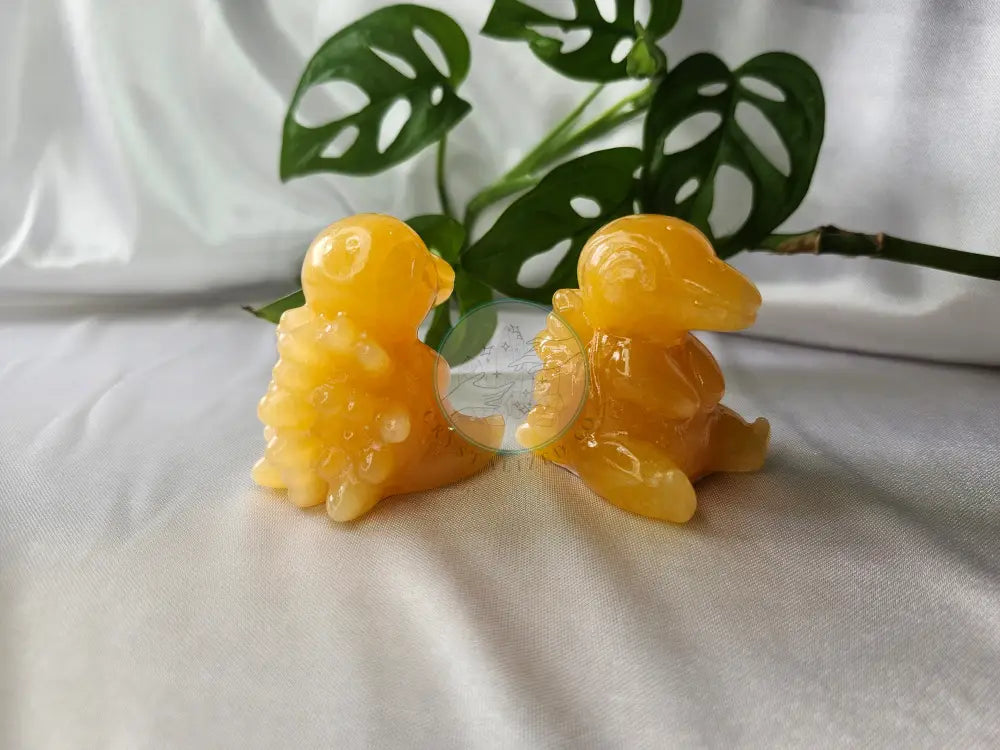 ORANGE CALCITE CYNDAQUIL