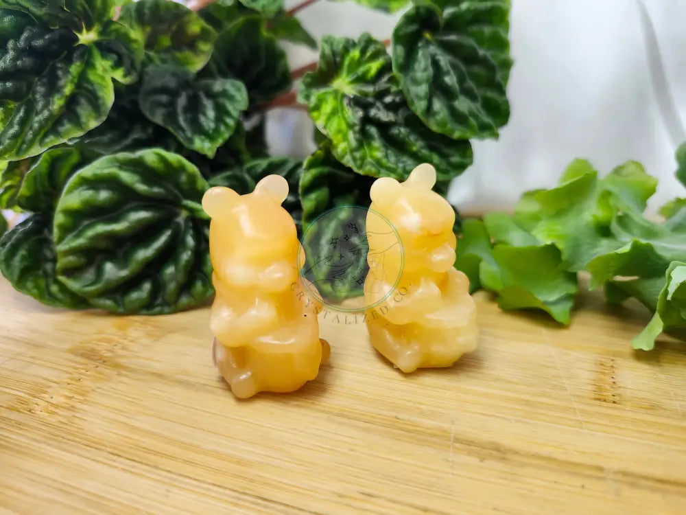 ORANGE CALCITE WINNIE THE POOH