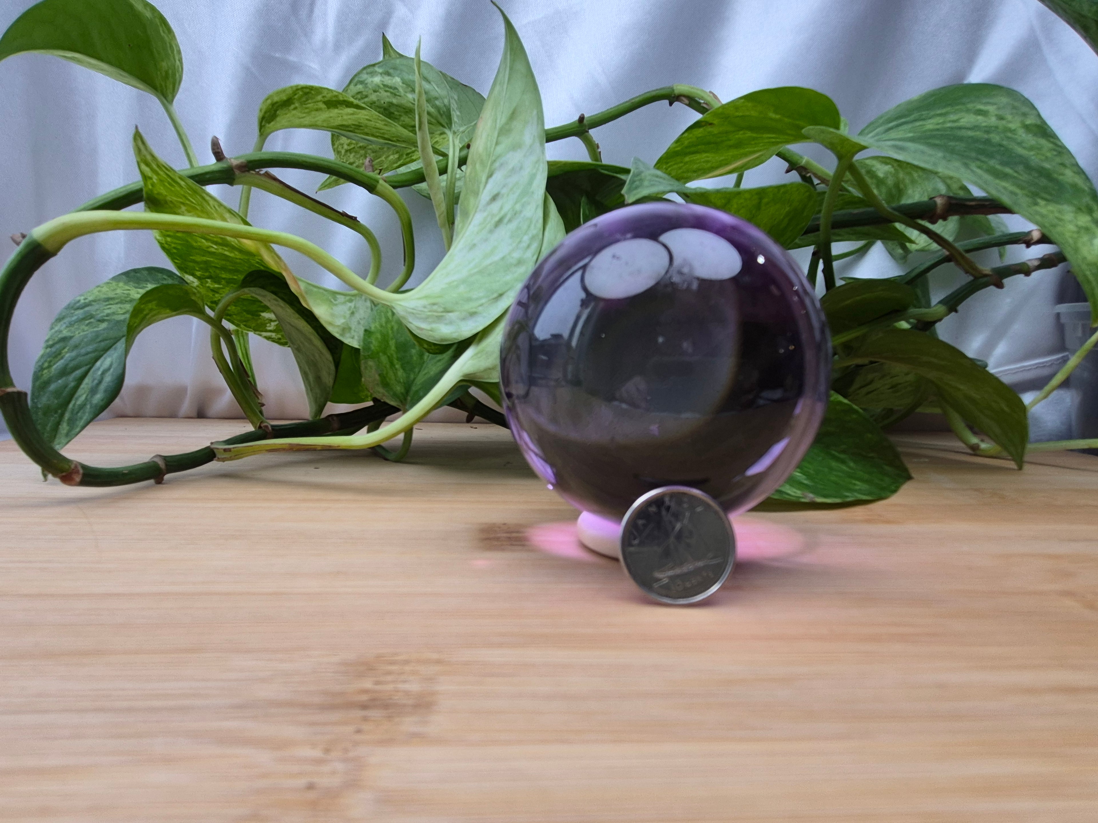 MYSTERY GLASS SPHERE LG