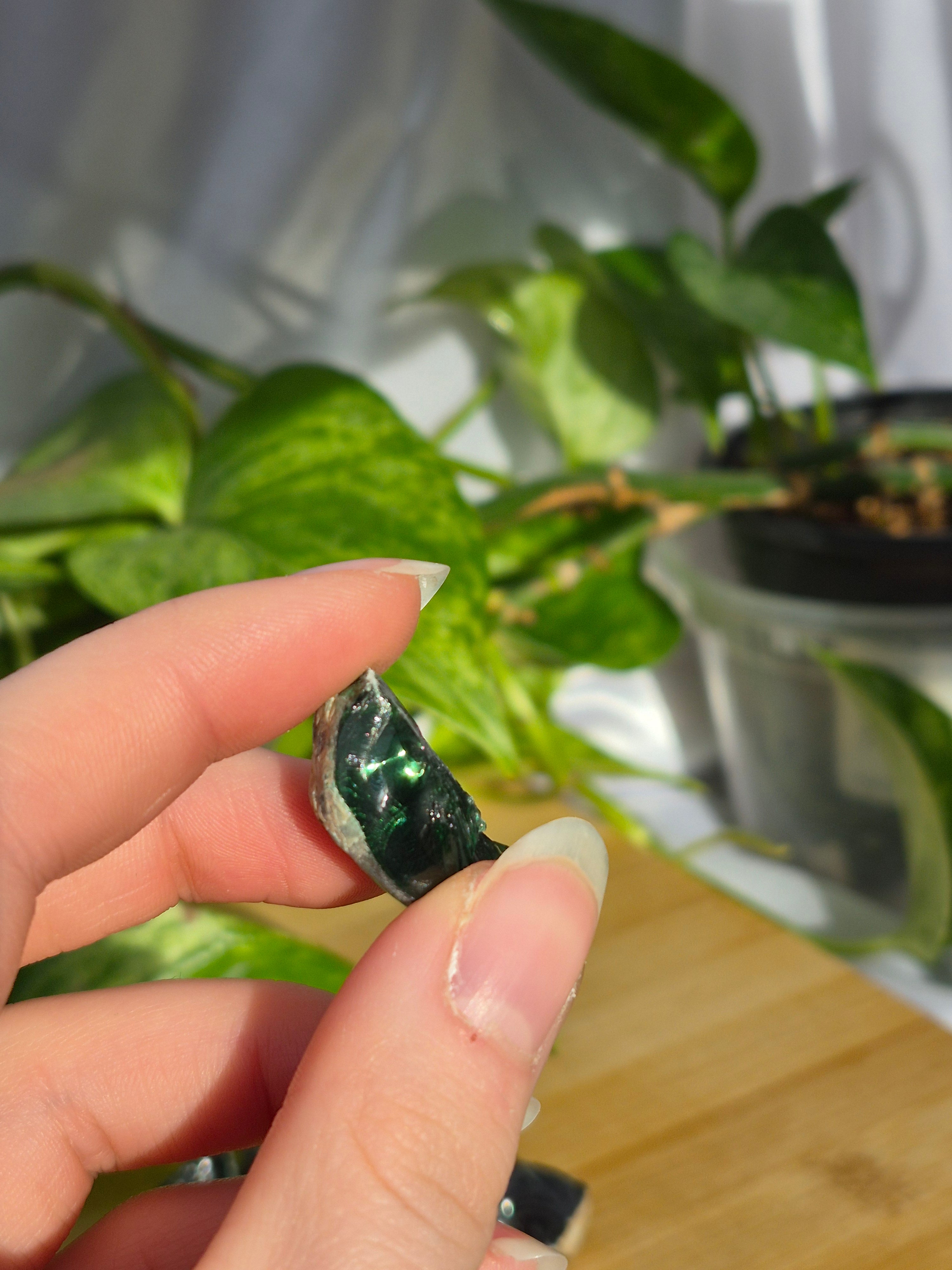 GAIA STONE GREEN OBSIDIAN
