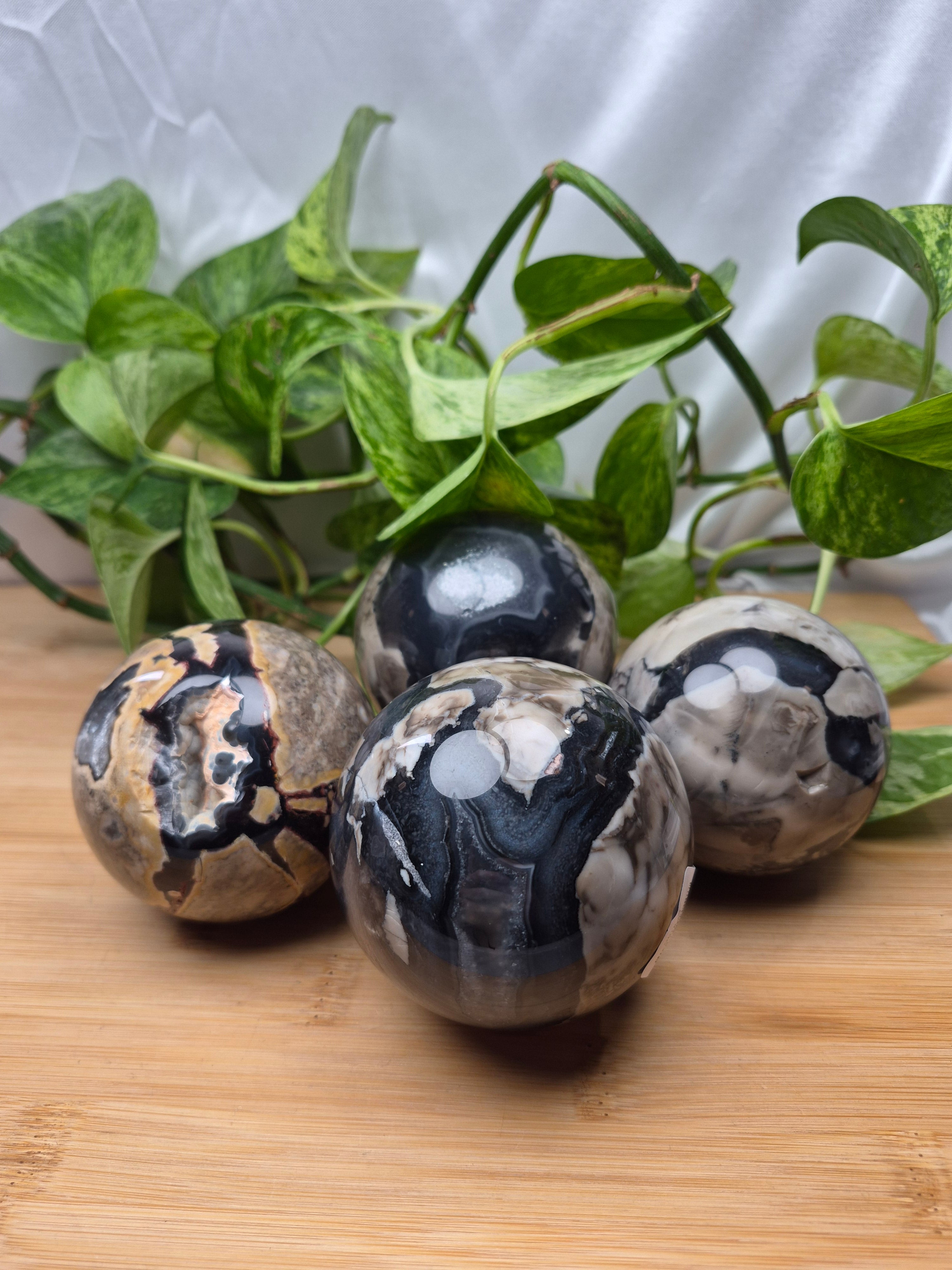 VOLCANO AGATE SPHERE