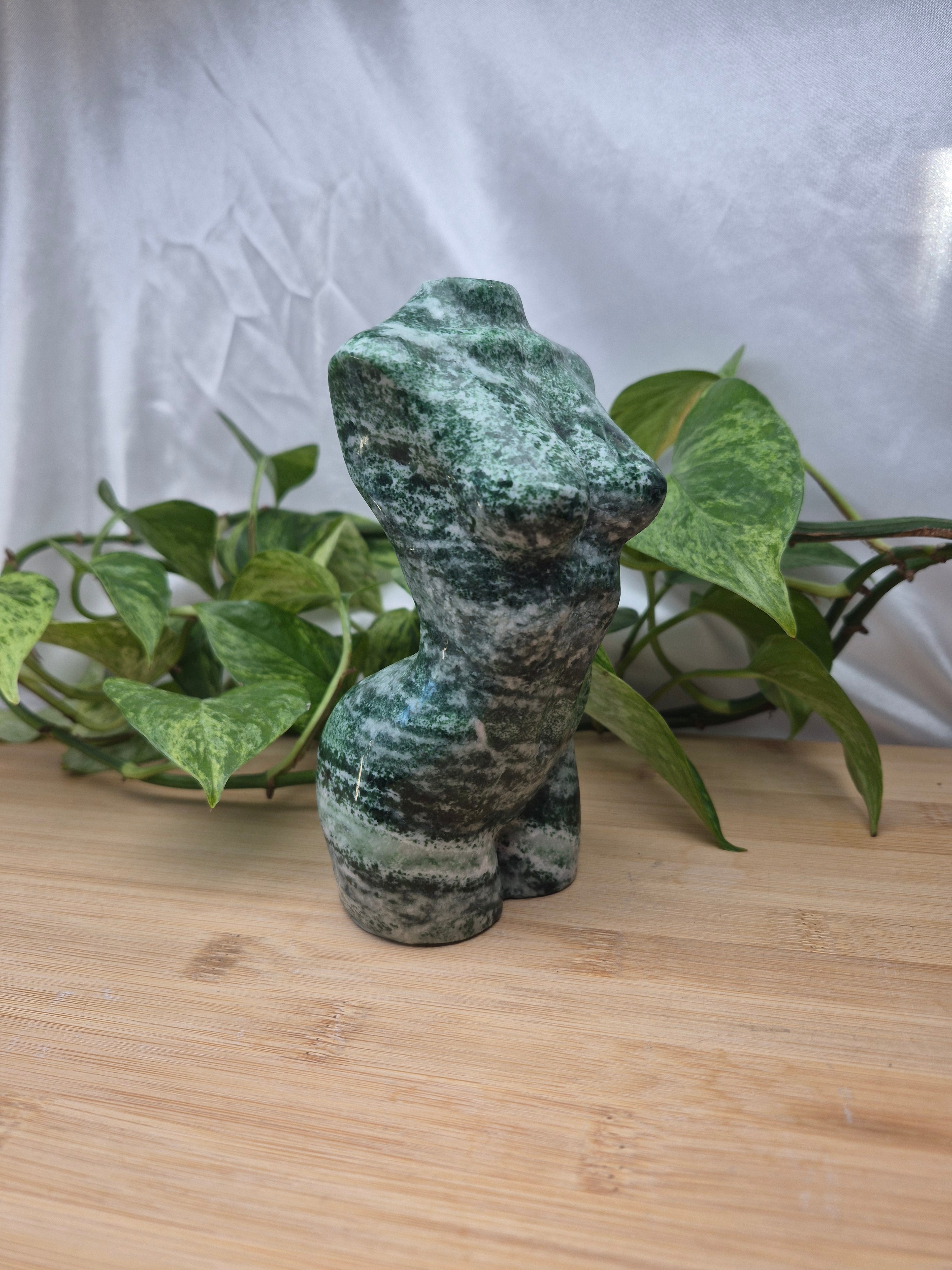 APPLE JADEITE GODDESS BODY XL