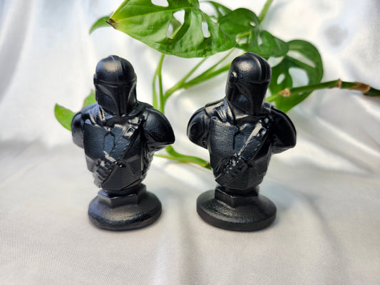 OBSIDIAN MANDALORIAN BUST