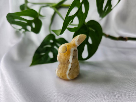 BANDED CALCITE PIKACHU