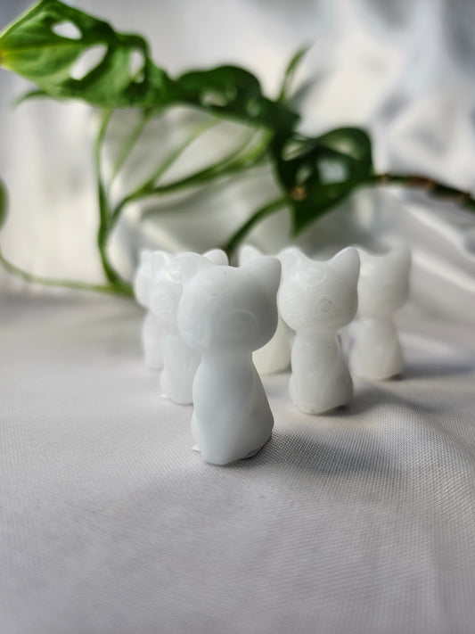 WHITE JADE LUNA