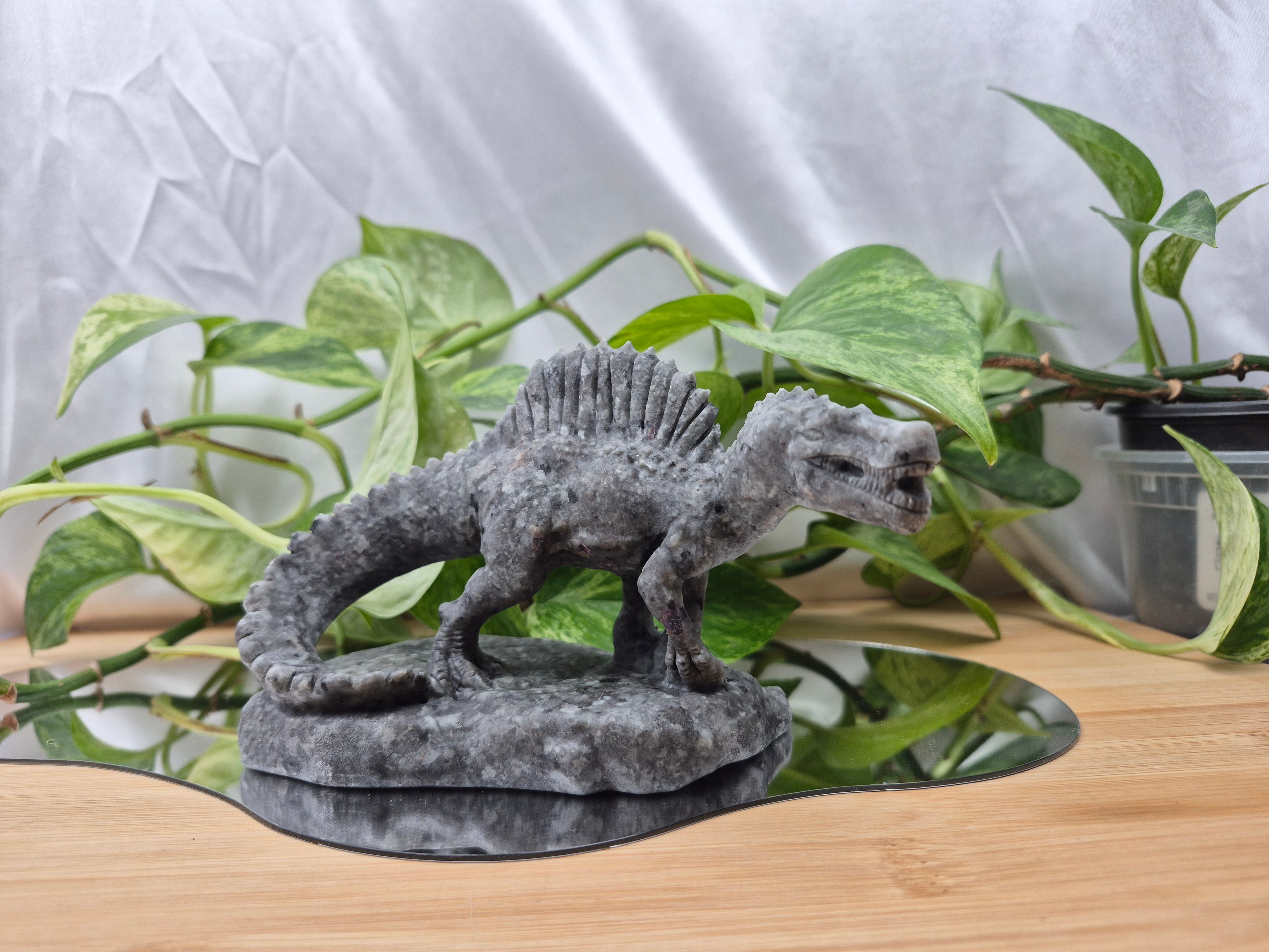 YOOPERLITE SPINOSAURUS