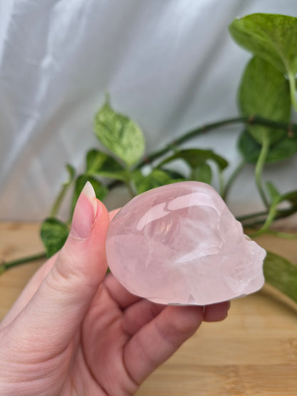 ROSE QUARTZ SKULL