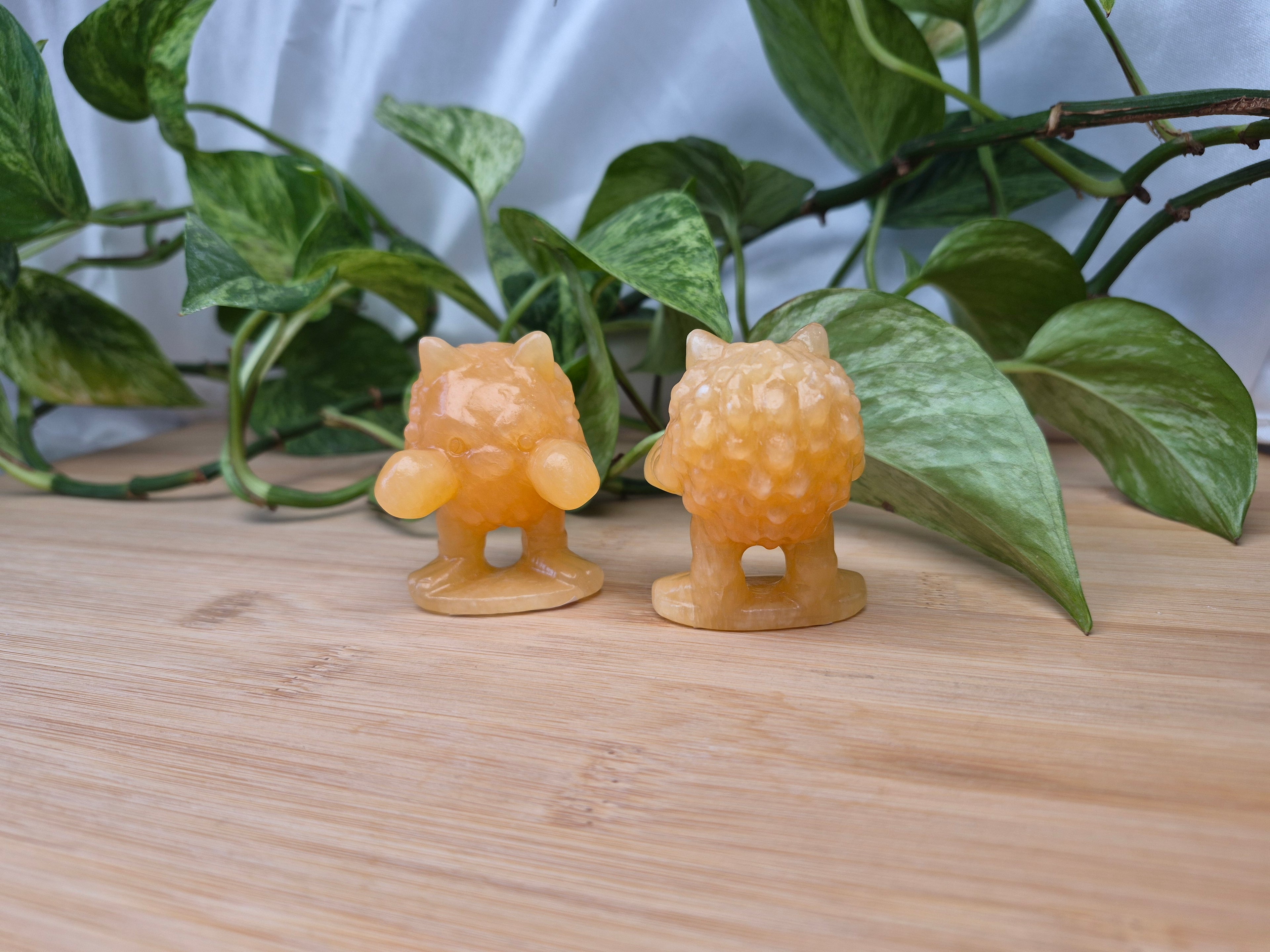 ORANGE CALCITE PRIMEAPE LG