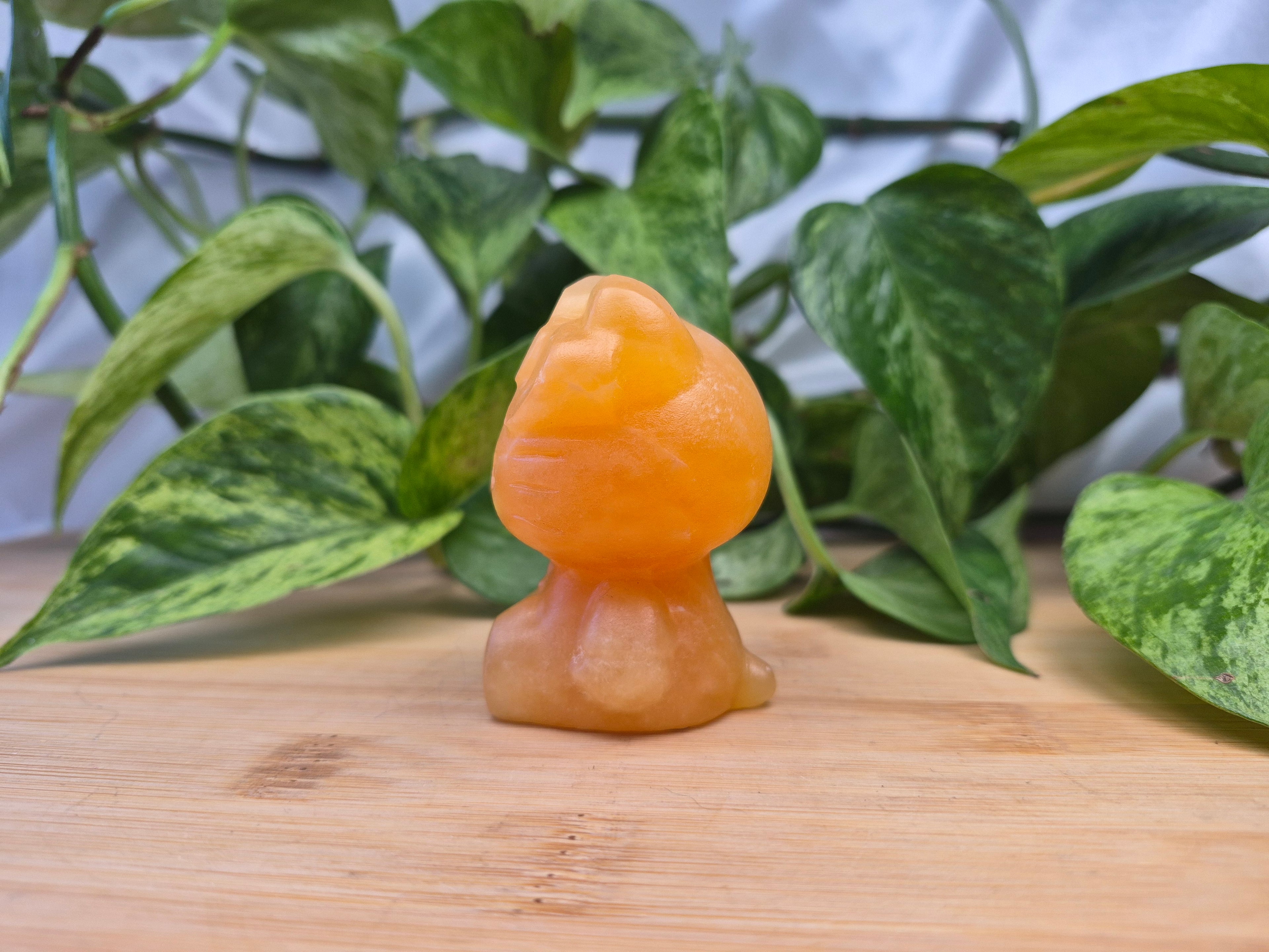 ORANGE CALCITE HELLO KITTY