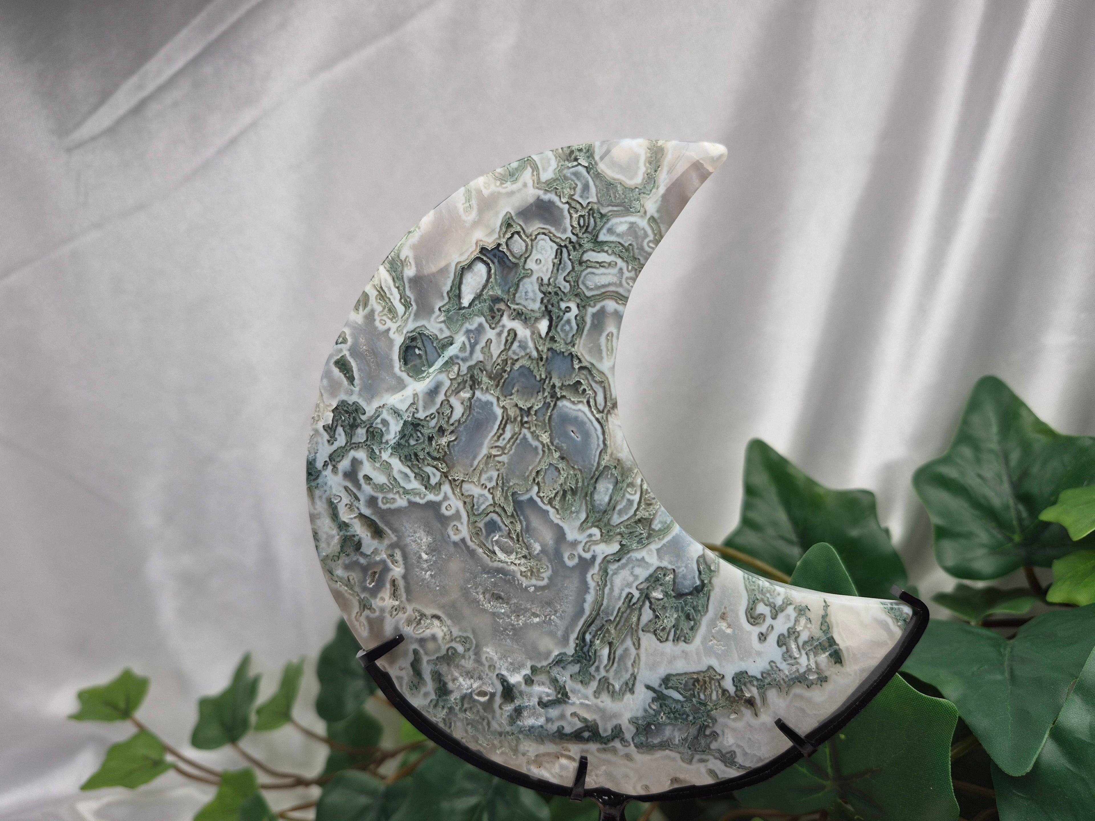 MOSS AGATE MOON W/STAND
