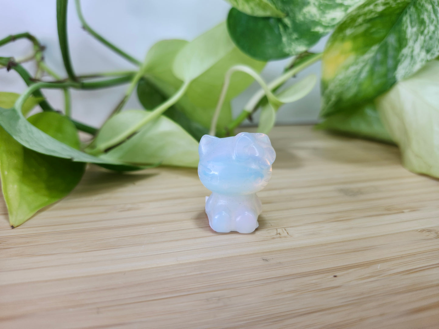 OPALITE HELLO KITTY