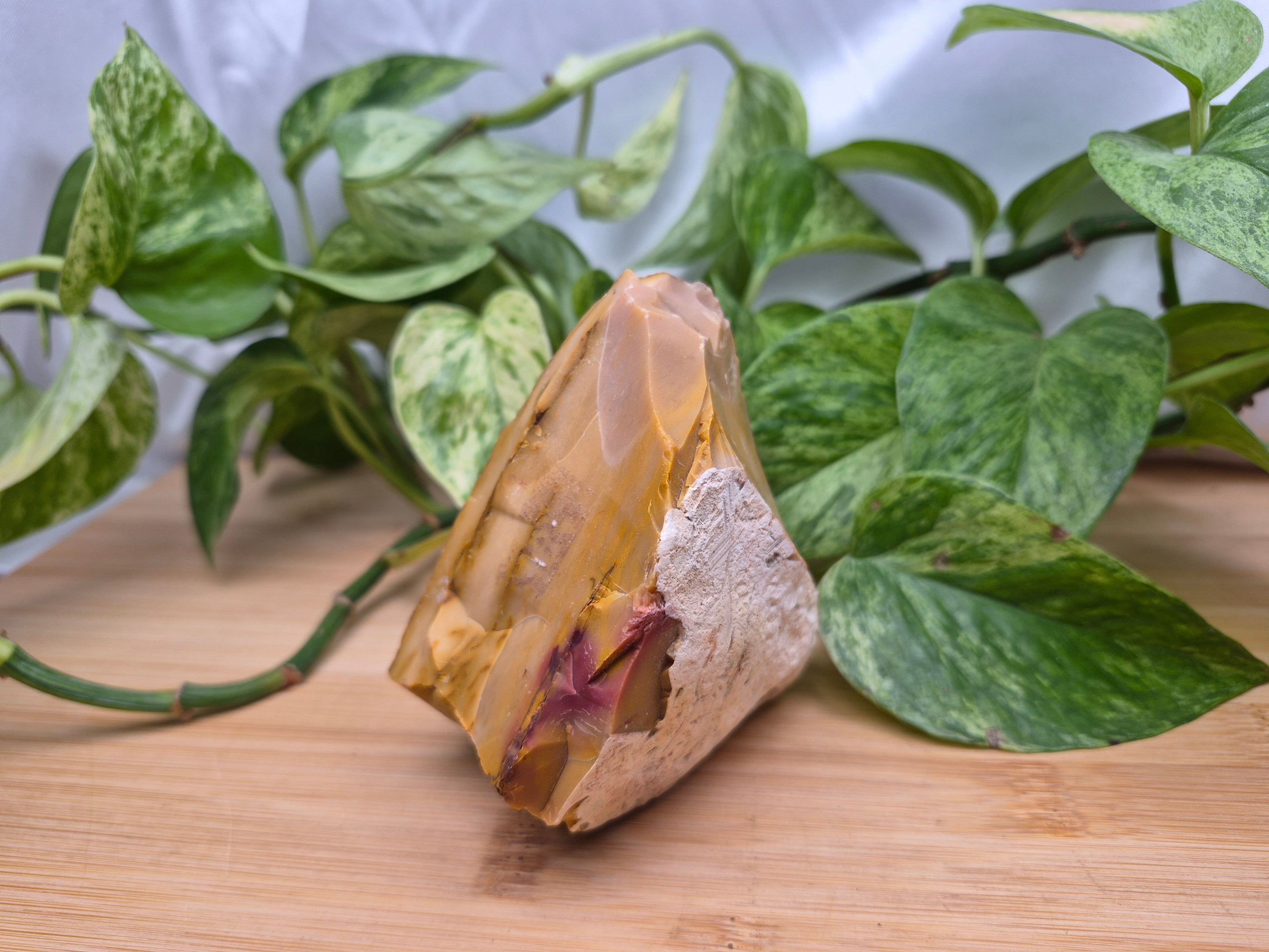 MOOKAITE ROUGH CHUNK