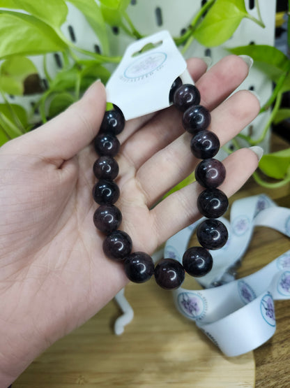 12mm GARNET BRACELET