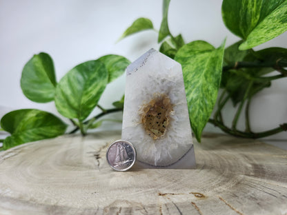DRUZY AGATE TOWER
