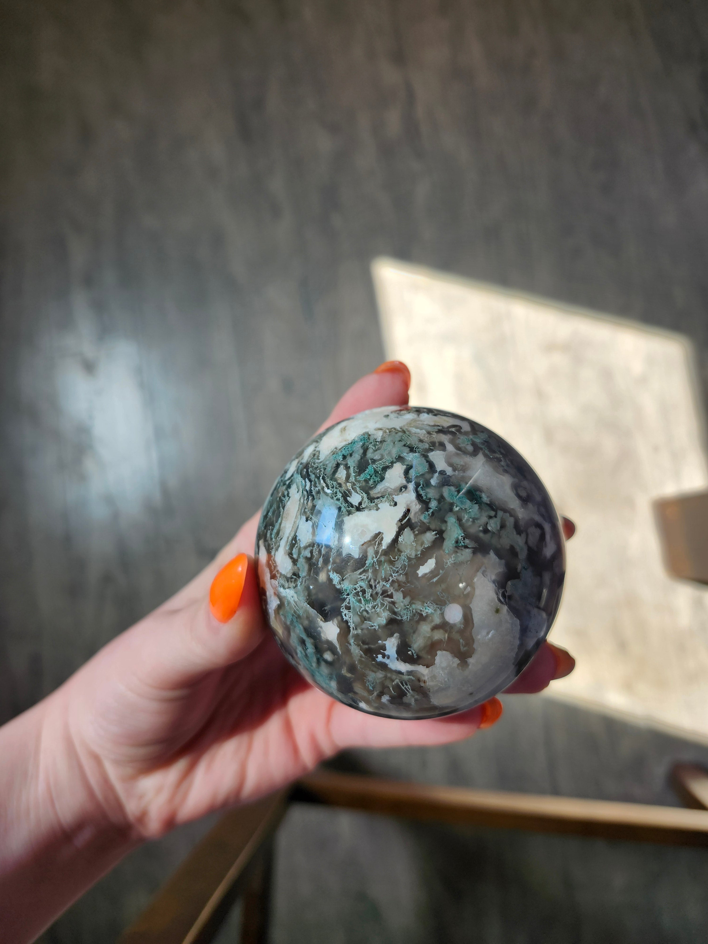 MOSS AGATE SPHERE 516g