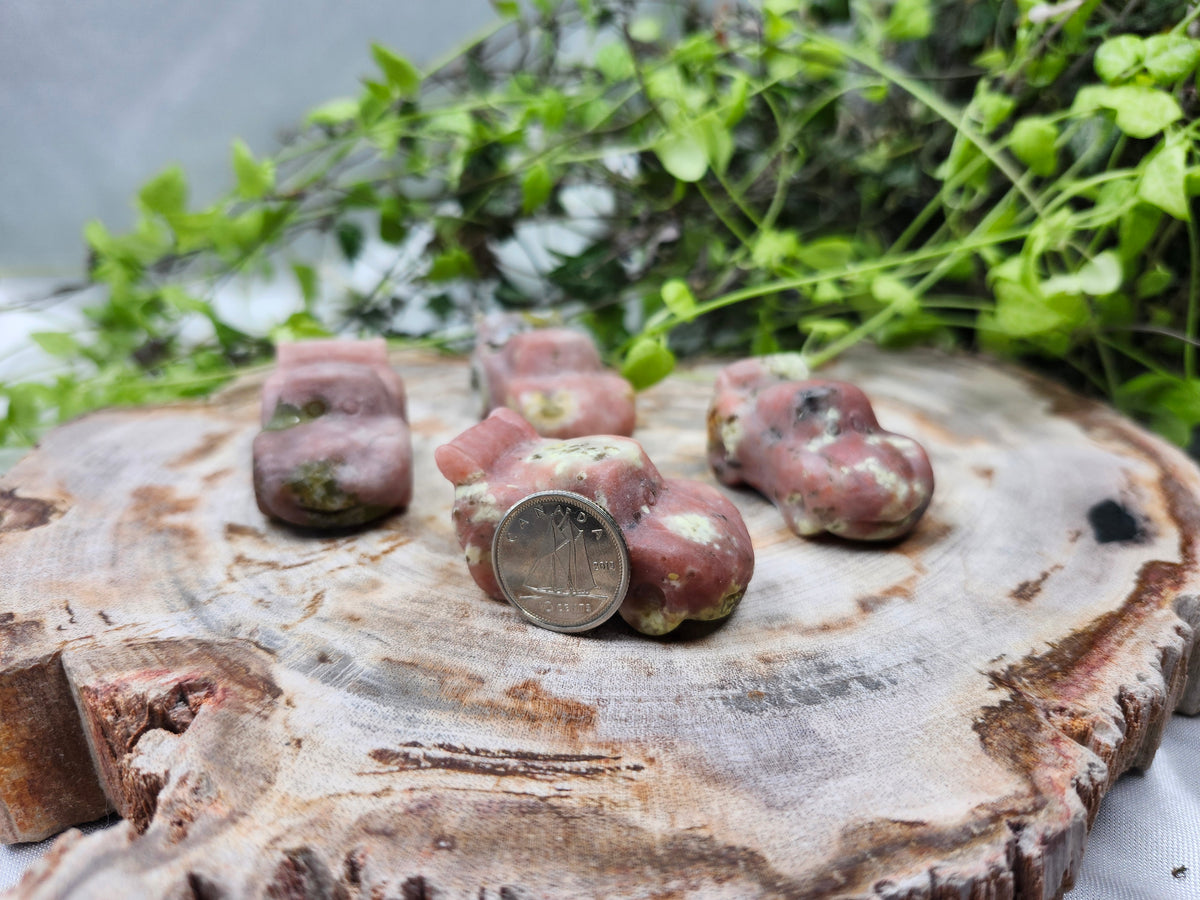 RED AVENTURINE LIGHTNING MCQUEEN