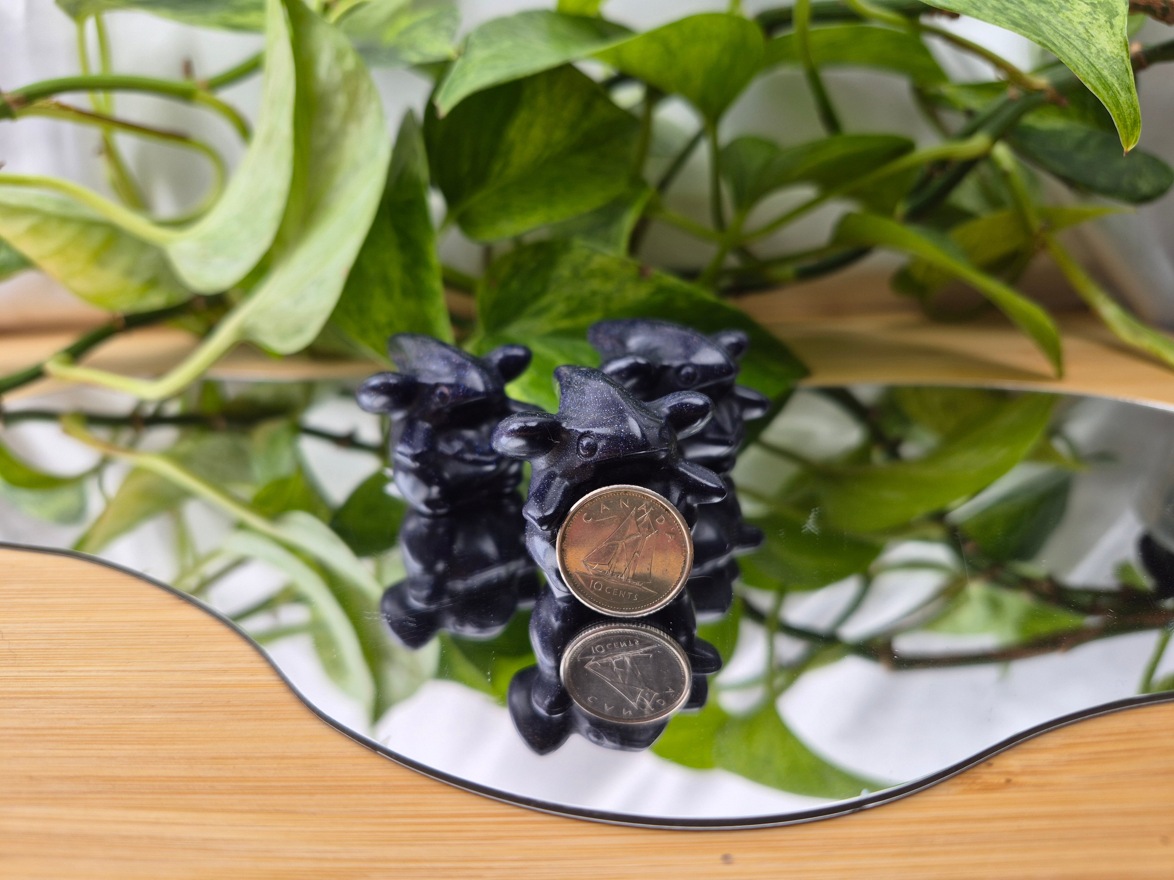 BLUE GOLDSTONE GIBLE