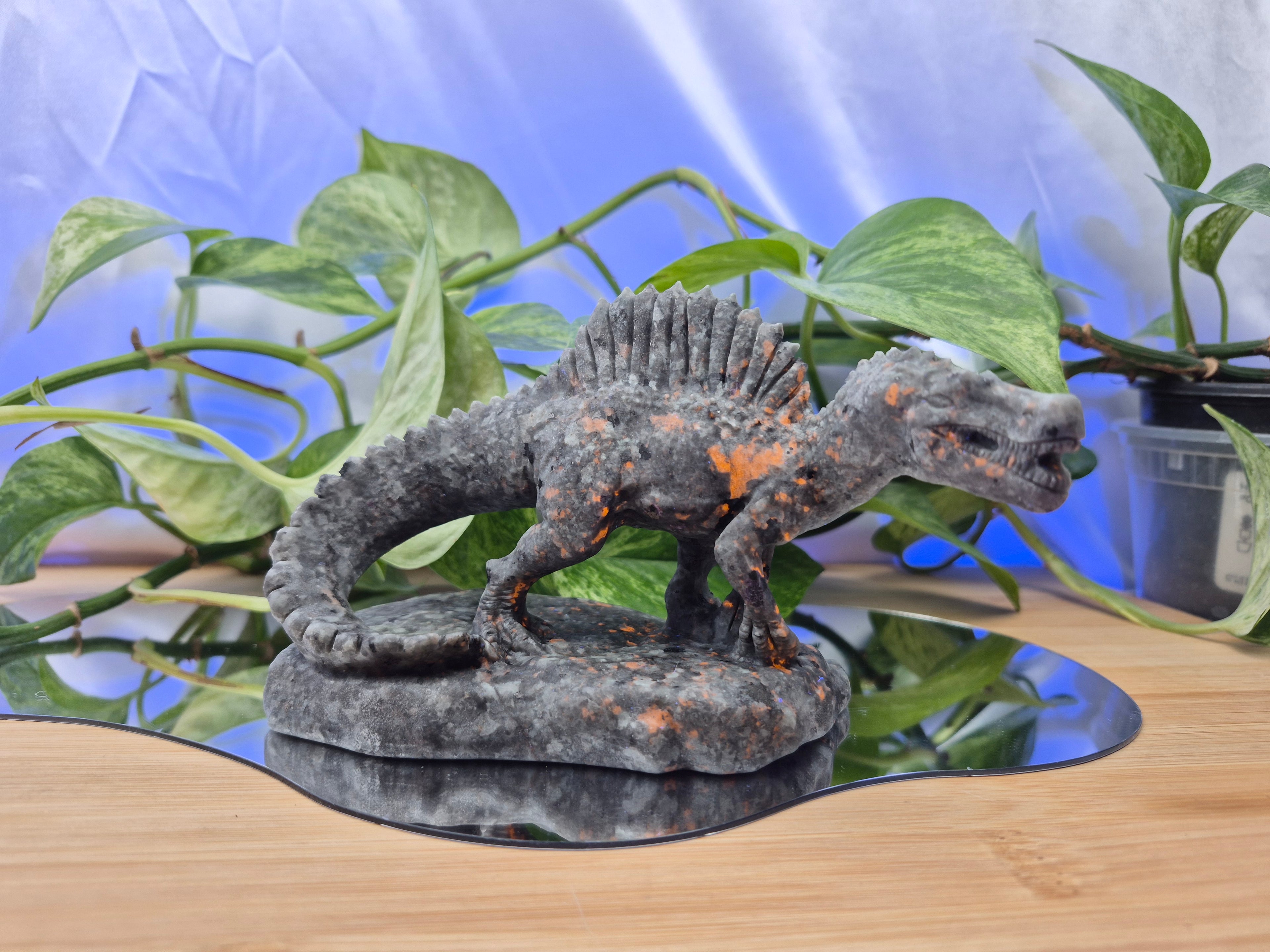 YOOPERLITE SPINOSAURUS