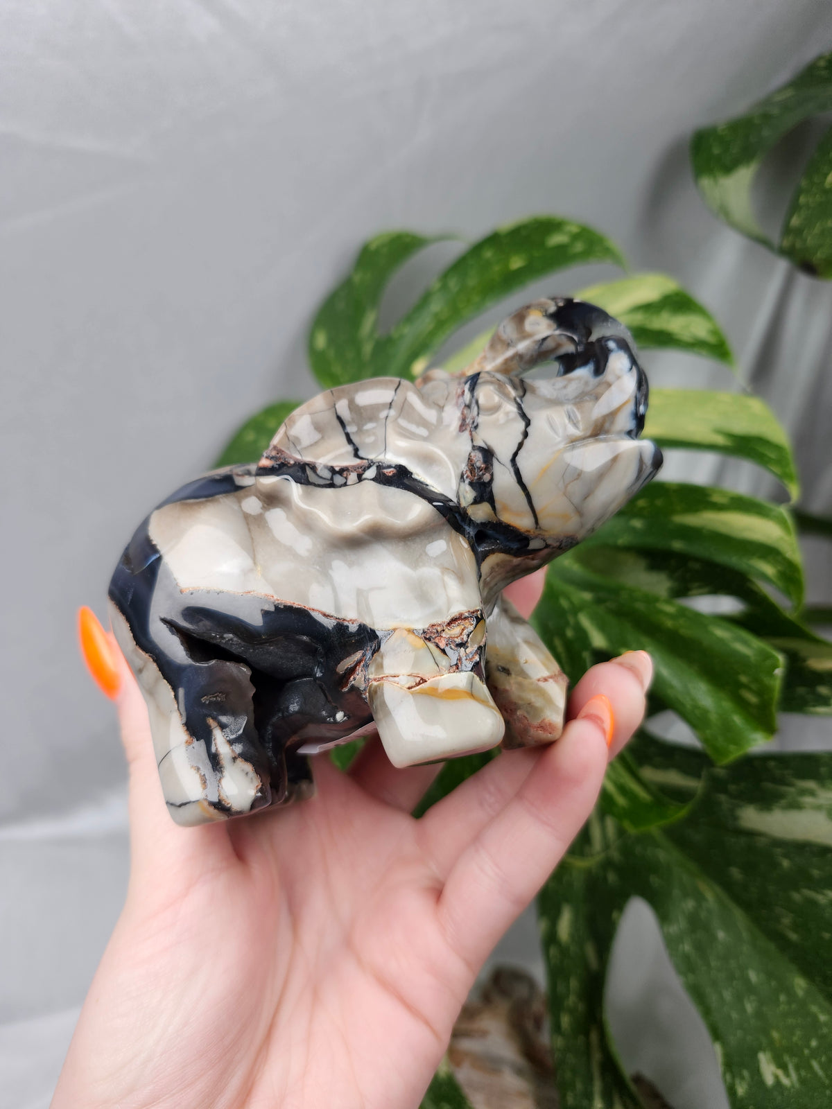 VOLCANO AGATE ELEPHANT