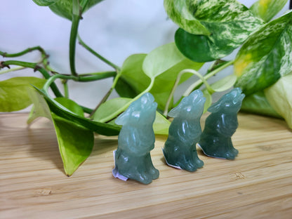 GREEN AVENTURINE SITTING WOLF