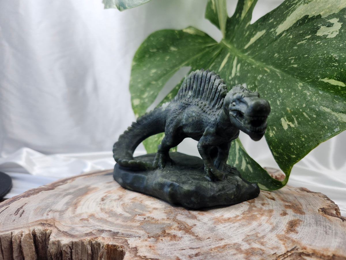 JADE SPINOSAURUS