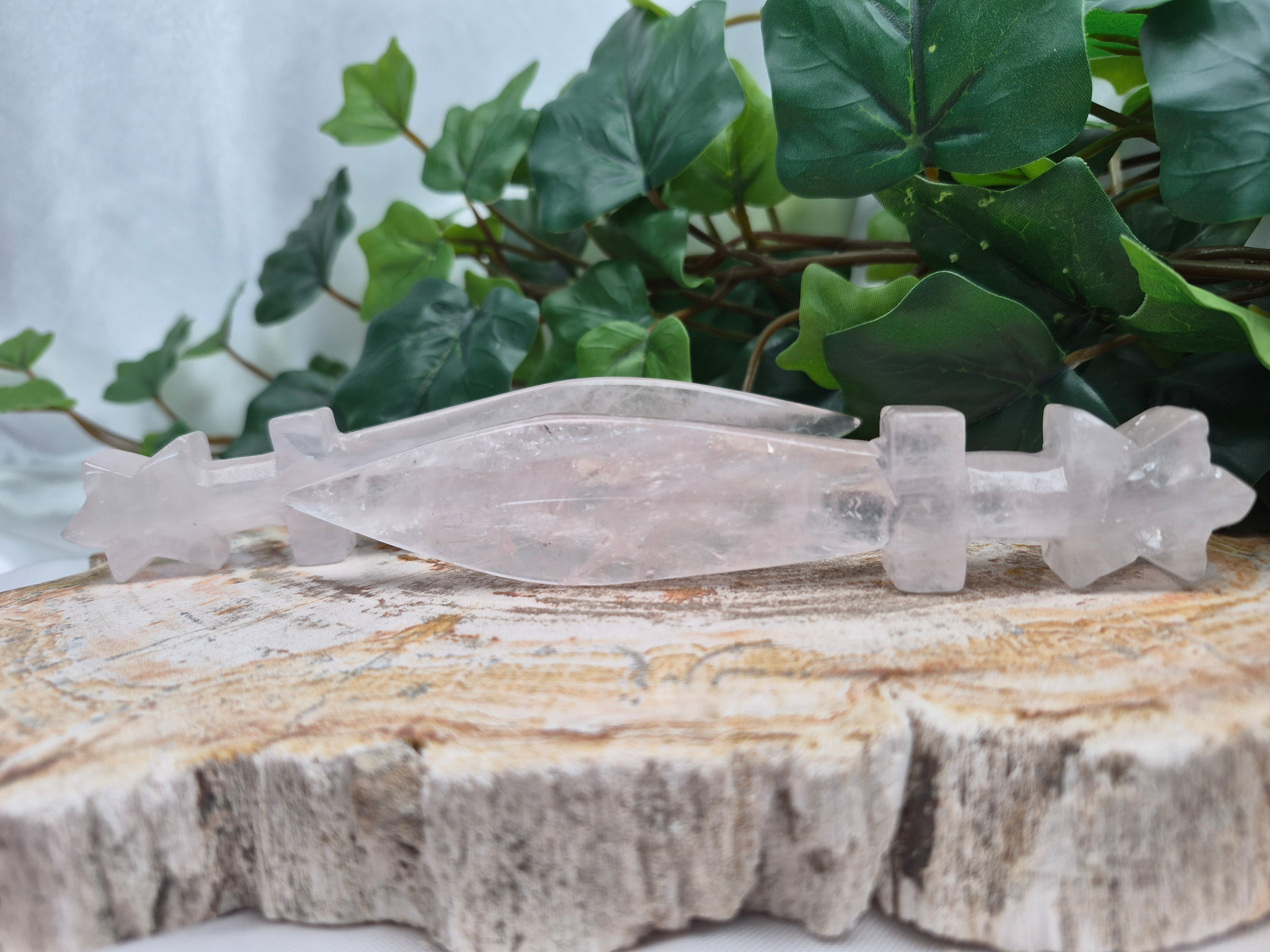 ROSE QUARTZ DAGGER