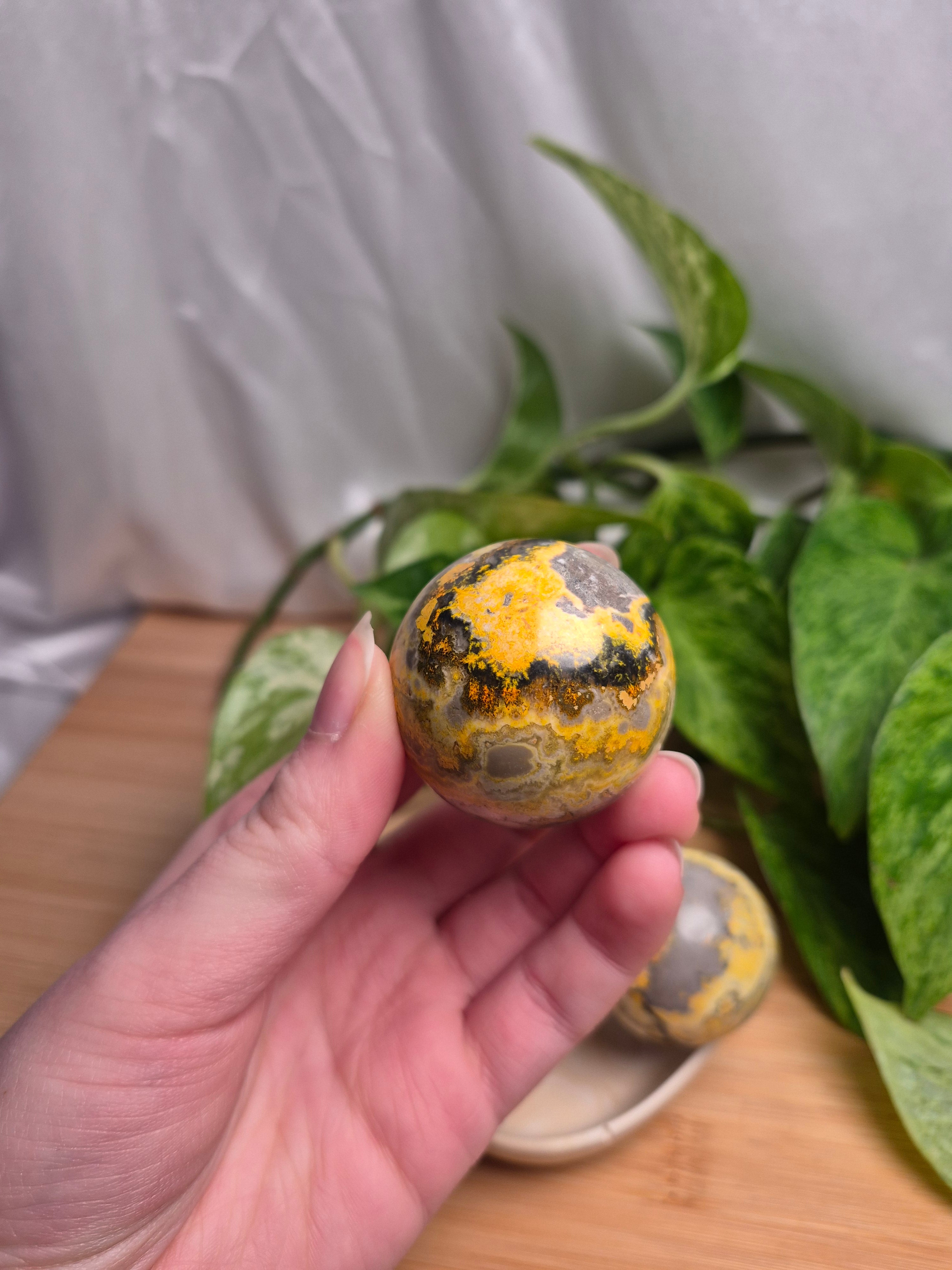 BUMBLEBEE JASPER SPHERE