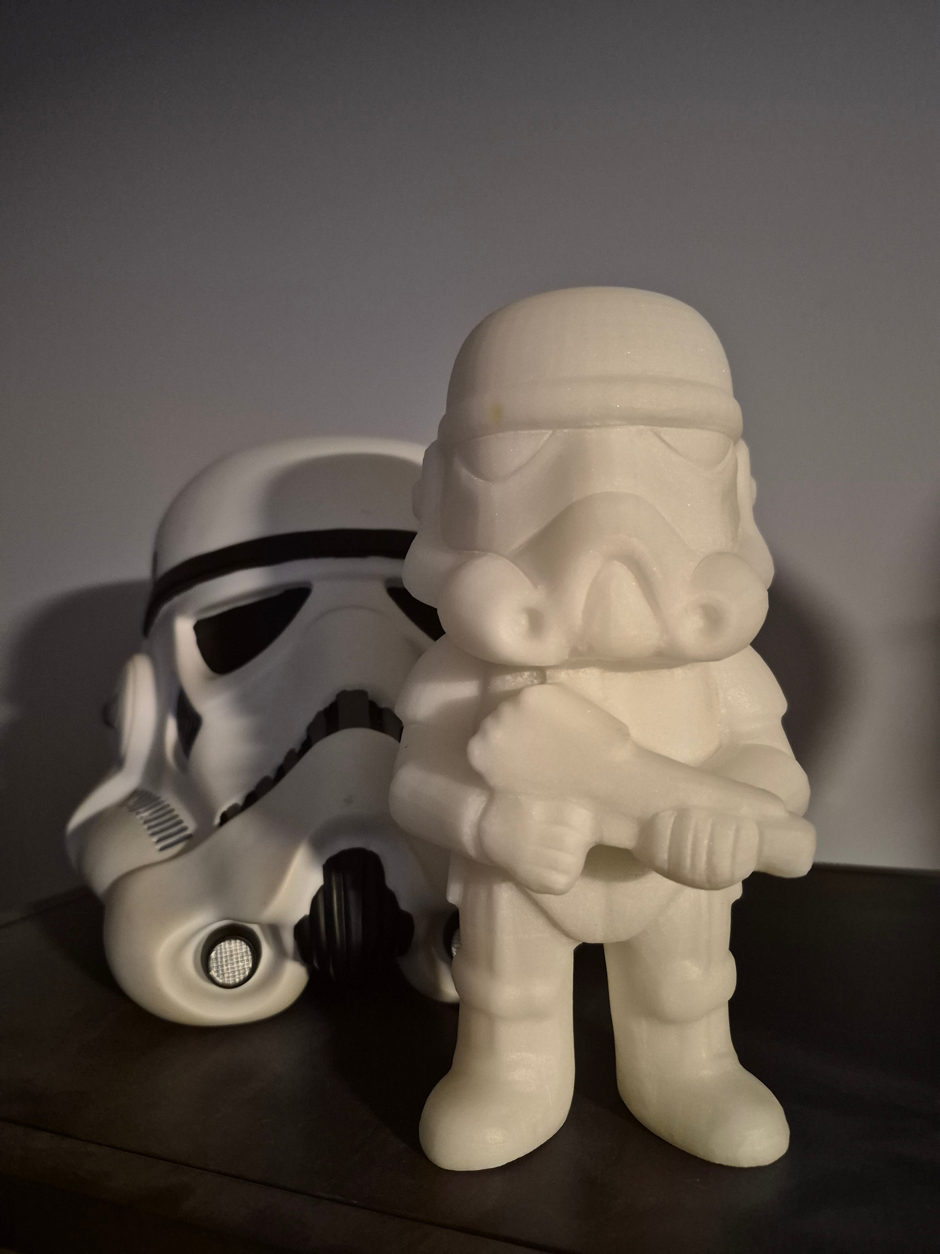 WHITE JADE STORMTROOPER XXL 2305g