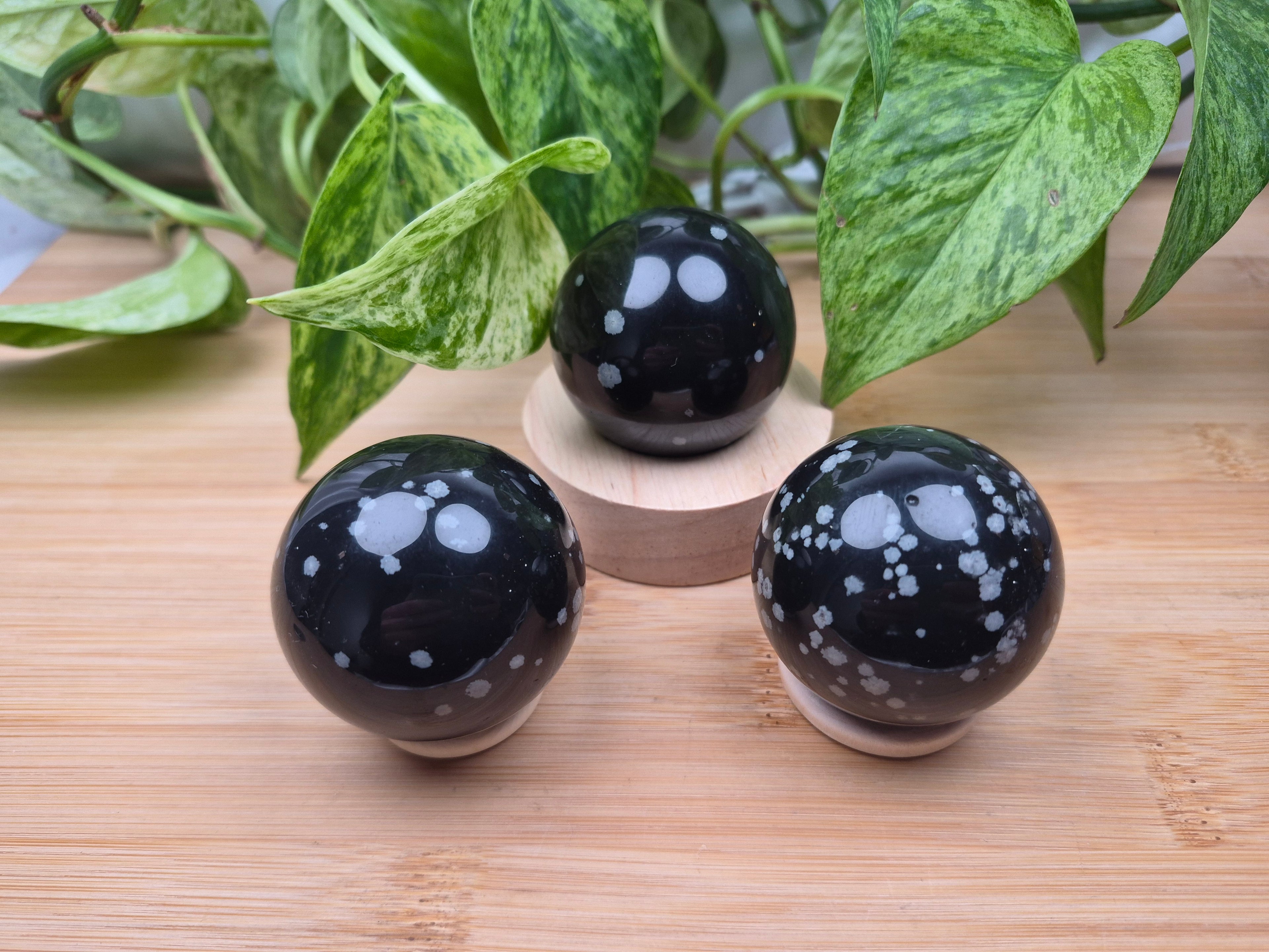 SNOWFLAKE OBSIDIAN SPHERE