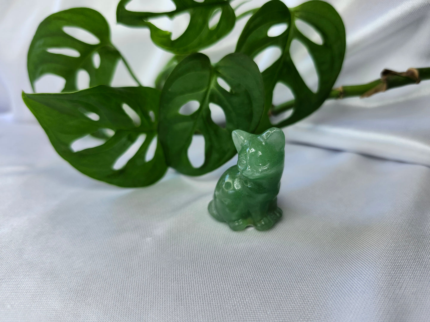 GREEN AVENTURINE SM SITTING CAT