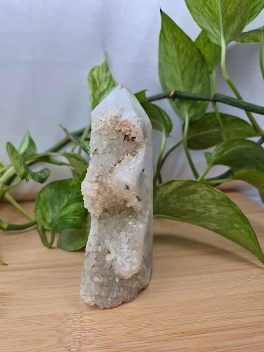 MOSS AGATE TOWER