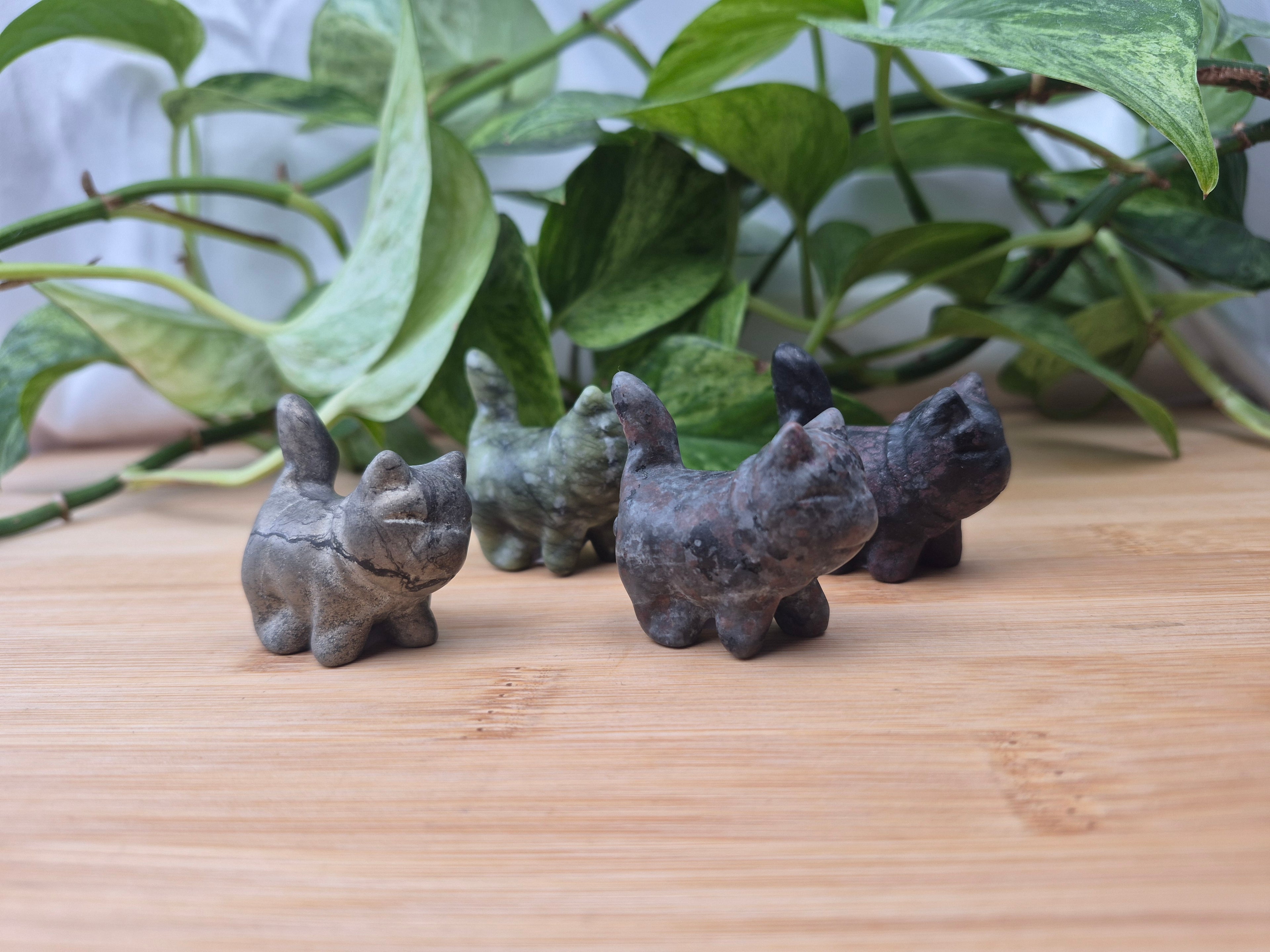 MIXED CRYSTAL STANDING CAT OPTION 2