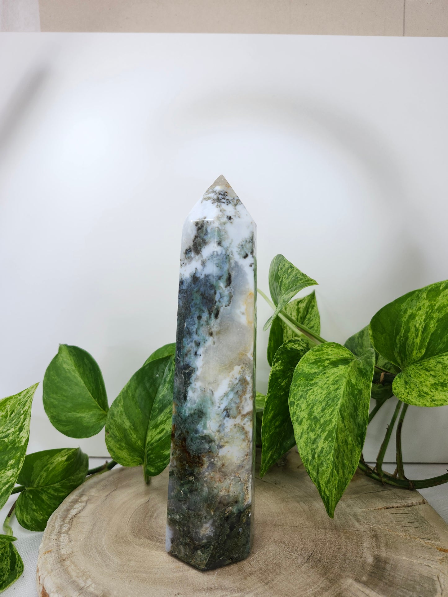 MOSS AGATE TOWER