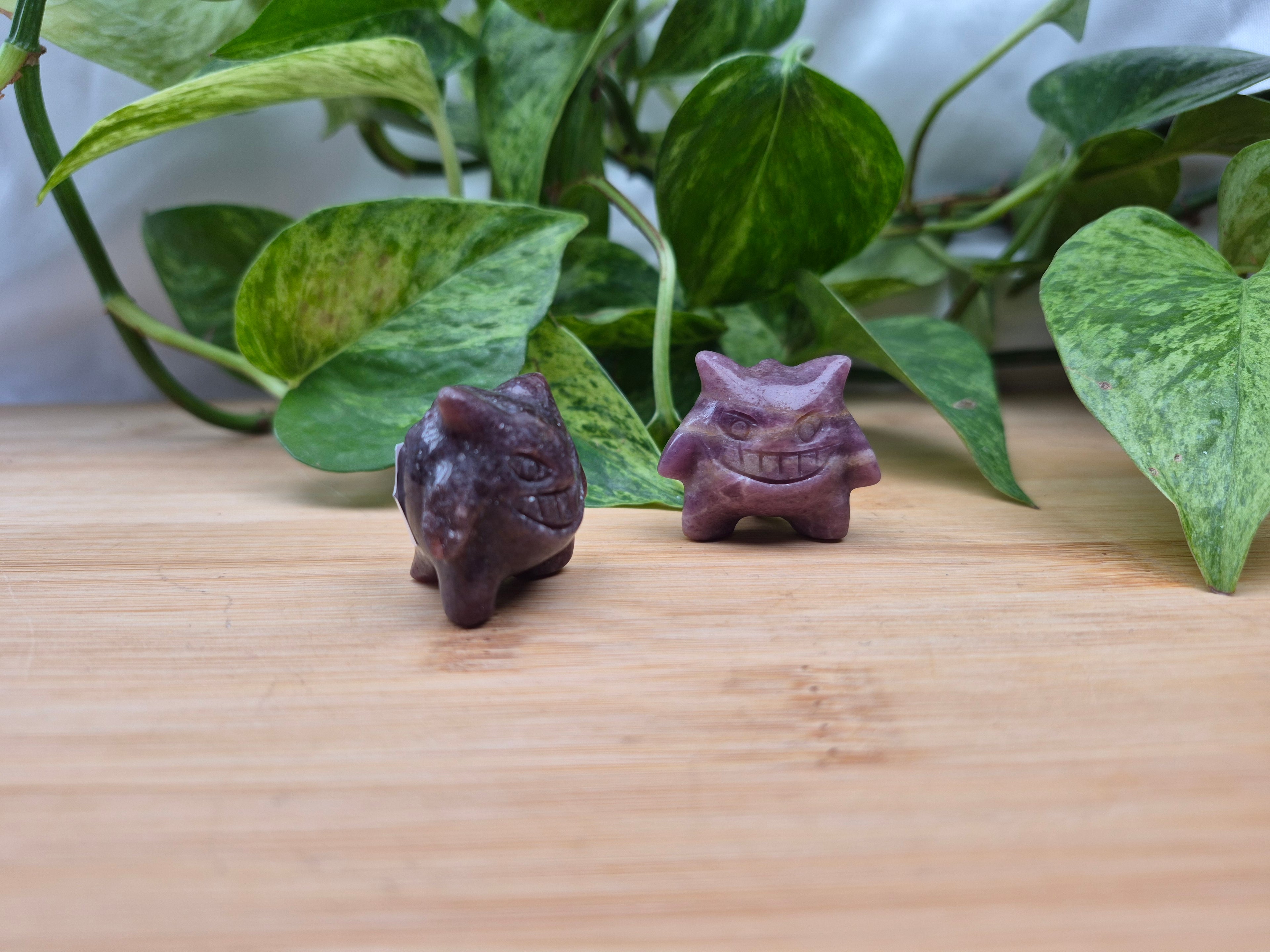 LEPIDOLITE GENGAR